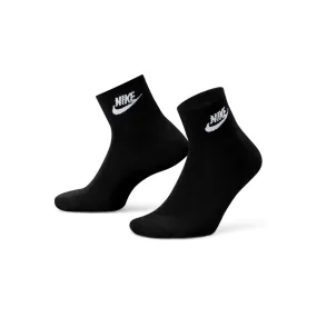 Nike Everyday Essential Ankle Socks (3 Pairs)